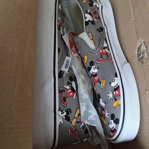 VANS Mickey Mouse Slip-On Sneakers NEW IN BOX - Picture 4 of 7